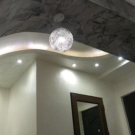 Irakli'S Apartment With Sea View Батуми Екстериор снимка